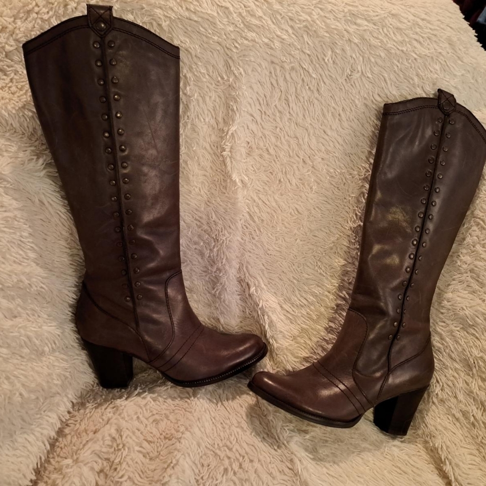 Reba Rusty Boot Brown Studded Block Heel Knee High Size 8.5M
